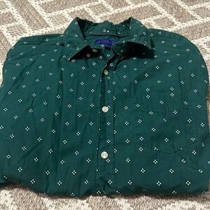 Aeropostale Green and white Mens medium button down shirt